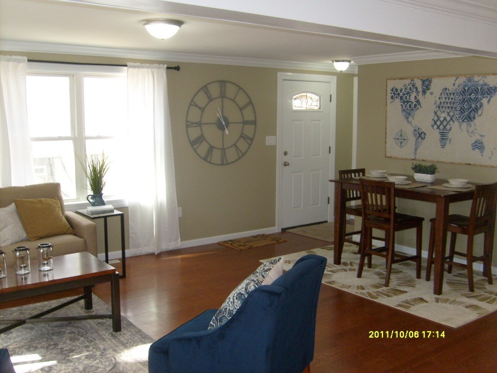78 Fish Road Tiverton, RI 02878 - Photo 4 of 17
