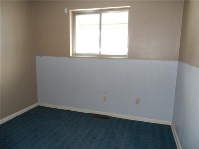 224 Redmond Road Columbus, OH 43228 - Photo 4 of 5 Gallery Image 4