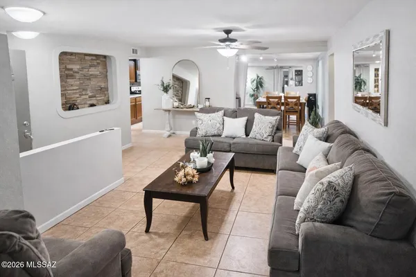 $294,000 | 1462 East El Atajo, Tucson, AZ 85714