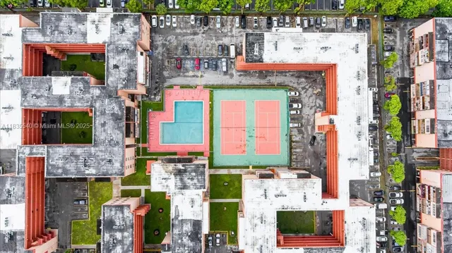 $290,000 | 1890 West 56th Street, Unit 1411, Hialeah, FL 33012