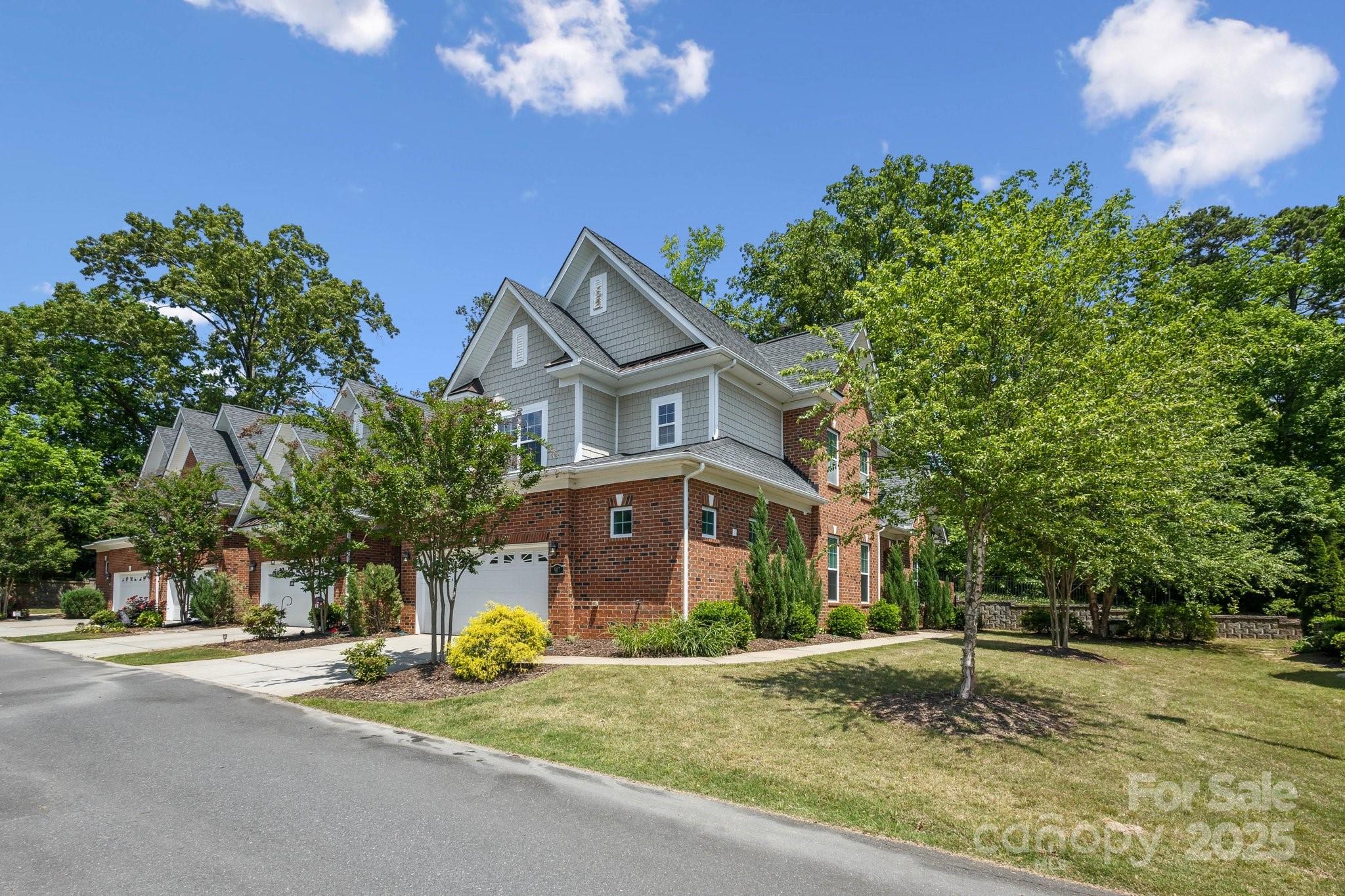 907 Ospre Lane Fort Mill, SC 29708 - Photo 3 of 43