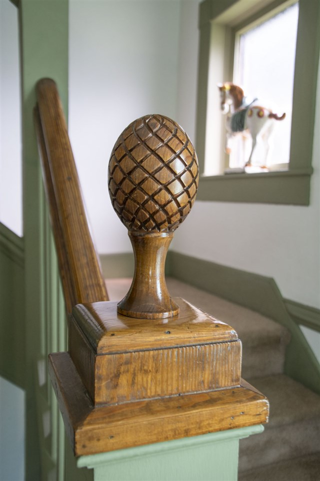 233 East Rockingham Street Elkton, VA 22827 - Photo 4 of 27 Gallery Image 4