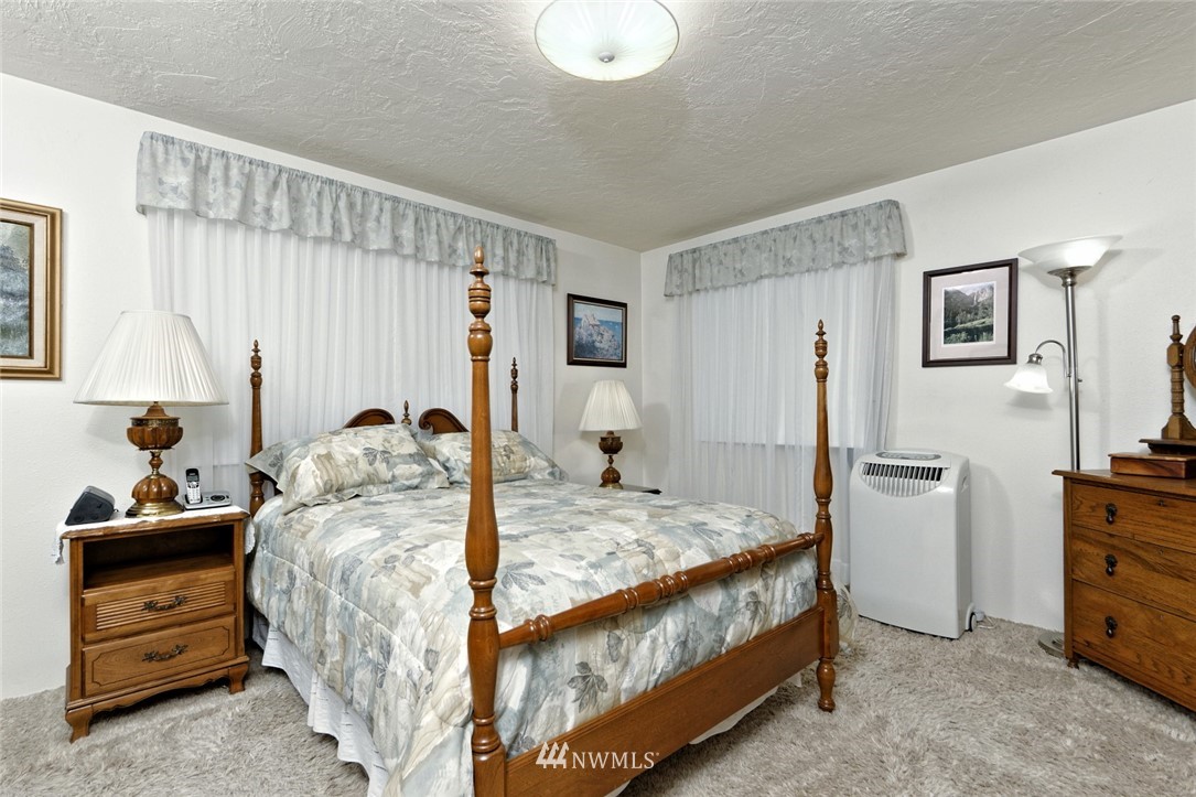 644 East Pickering Road Shelton, WA 98584 - Photo 8 of 25 Gallery Image 8