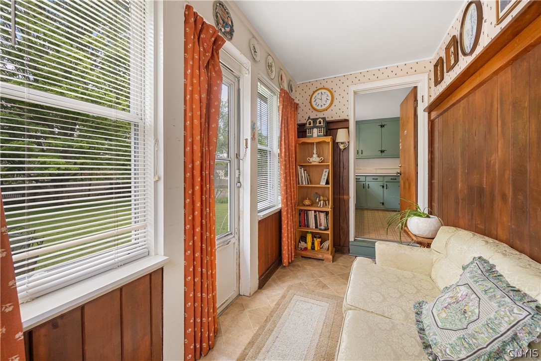 208 Harding Place Syracuse, NY 13205 - Photo 21 of 30