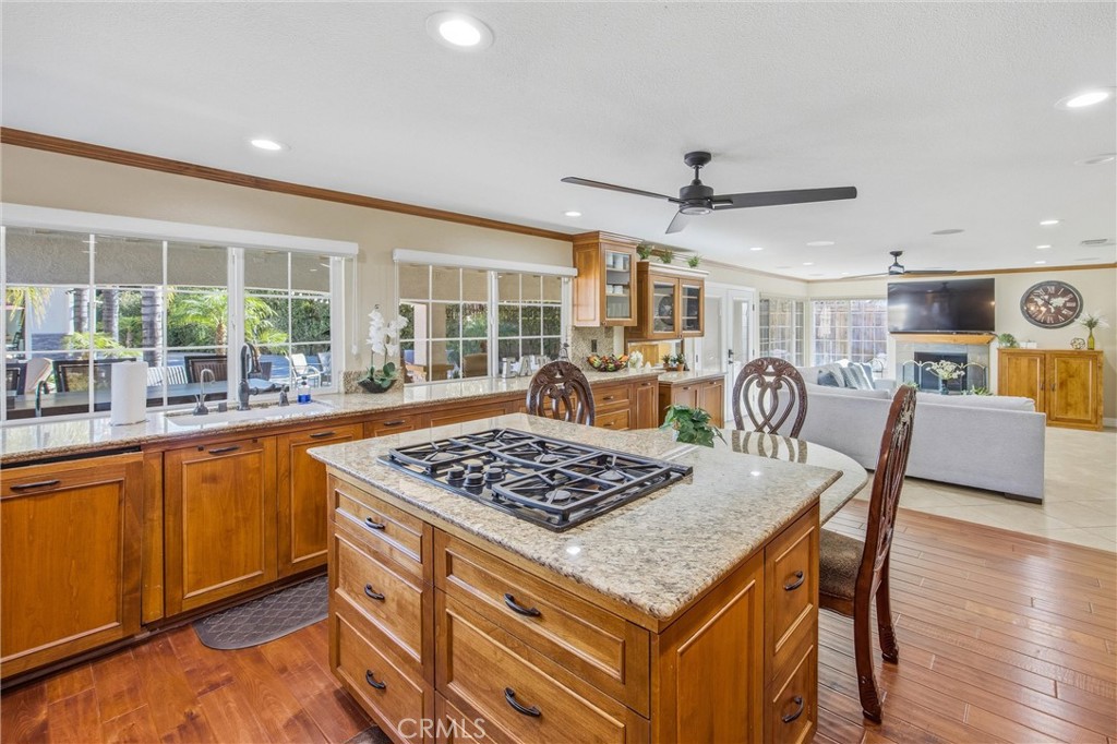 215 San Rafael Street Redlands, CA 92373 - Photo 12 of 75 Gourmet kitchen