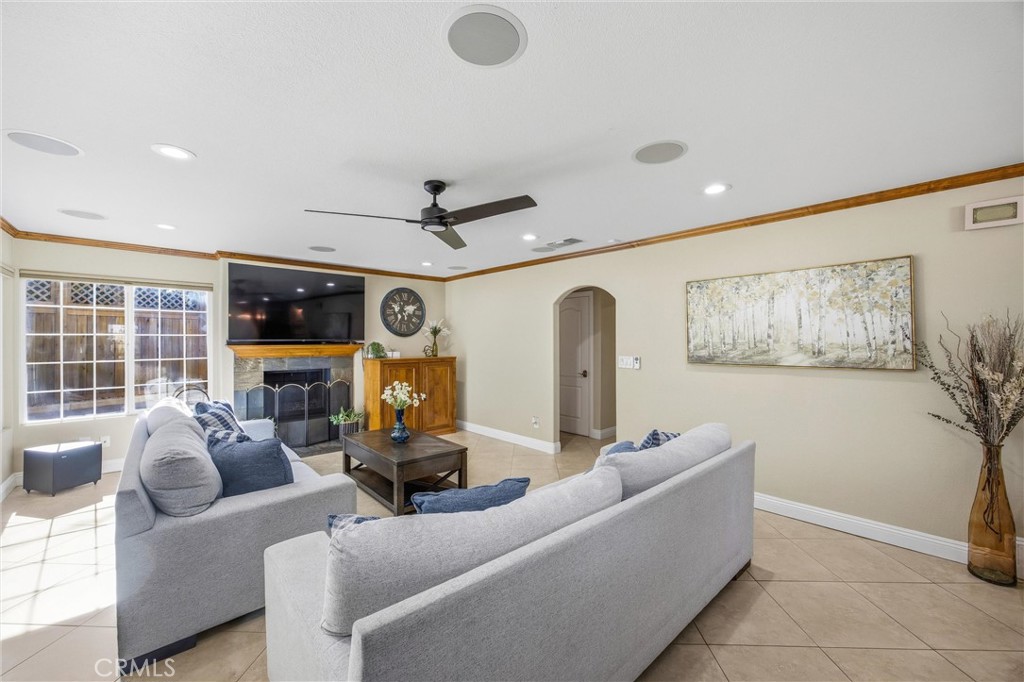 215 San Rafael Street Redlands, CA 92373 - Photo 18 of 75