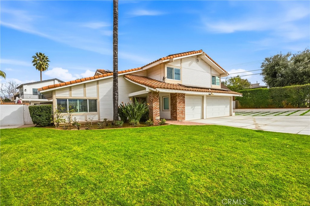 215 San Rafael Street Redlands, CA 92373 - Photo 4 of 75