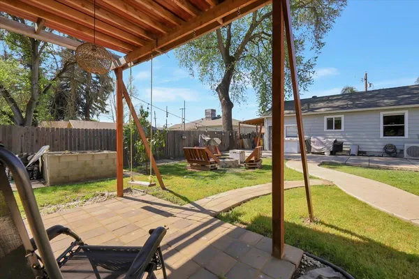 $300,000 | 72 Main Street, Yuba City, CA 95991