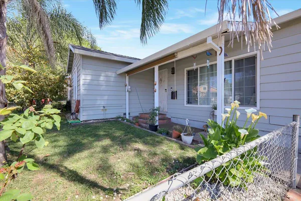 $300,000 | 72 Main Street, Yuba City, CA 95991