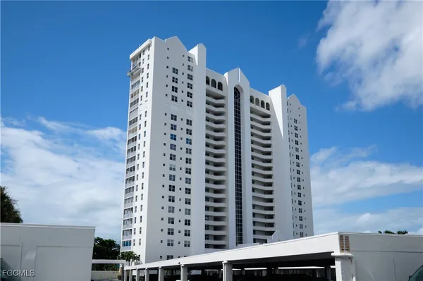 a view of a tall building