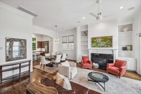 $749,000 | 6015 Post Oak Green Lane, Houston, TX 77055