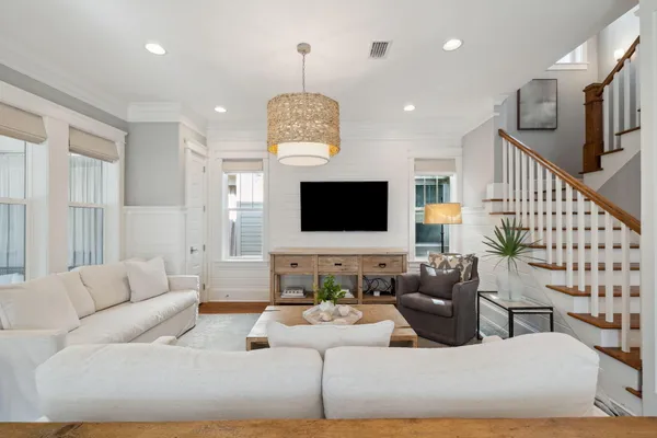 a kitchen that has a lot of cabinets in it