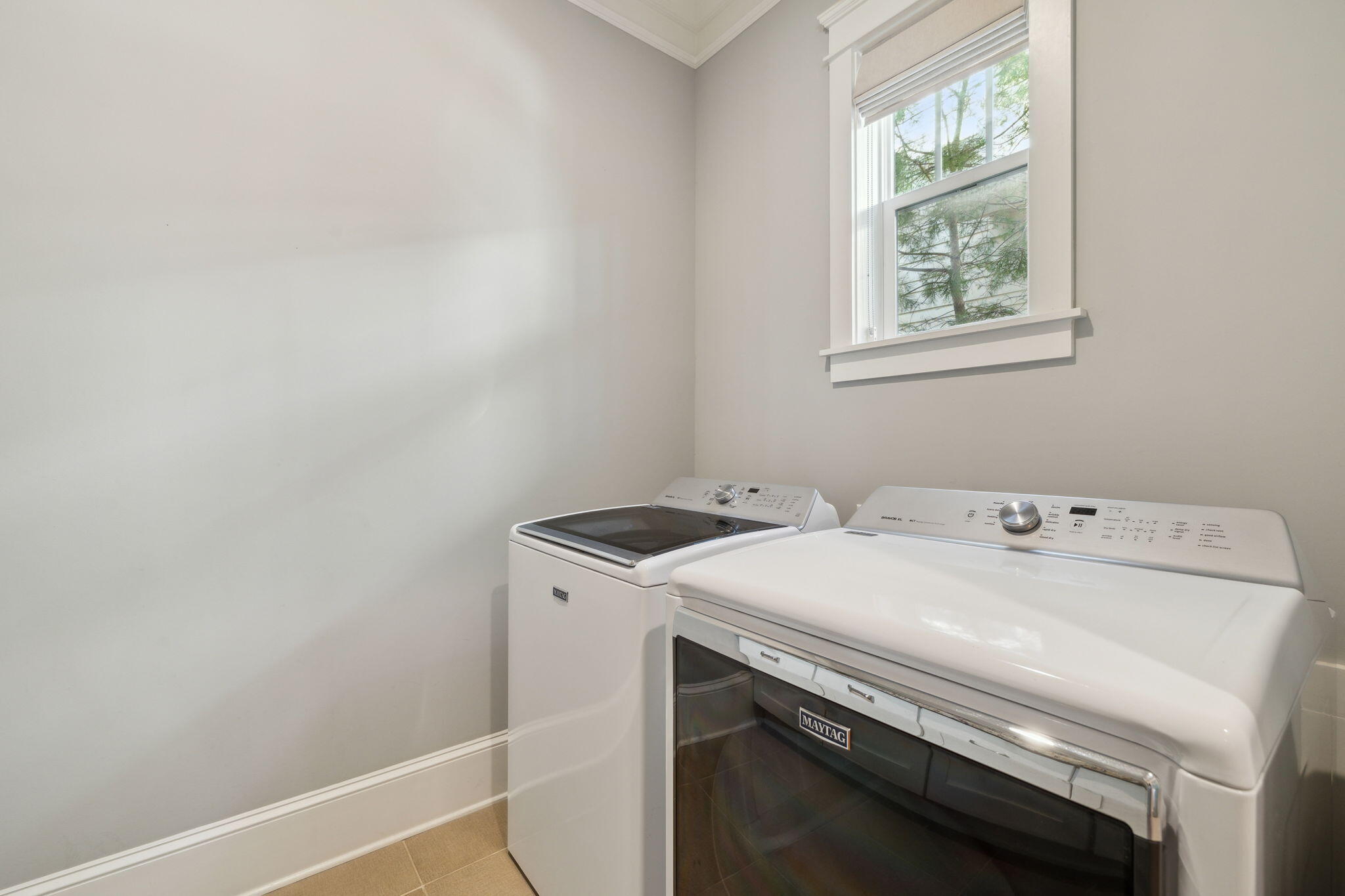 89 Clipper Street Inlet Beach, FL 32461 - Photo 40 of 72 a utility room with dryer and washer