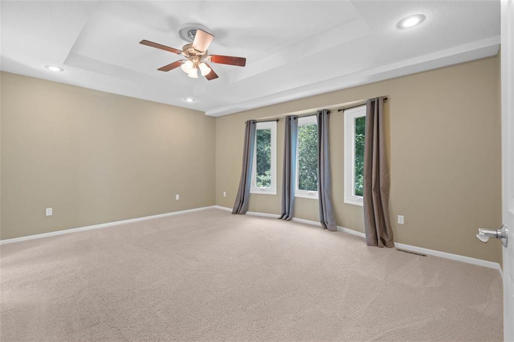 2112 Northeast Springbrook Street Blue Springs, MO 64014 - Photo 23 of 40