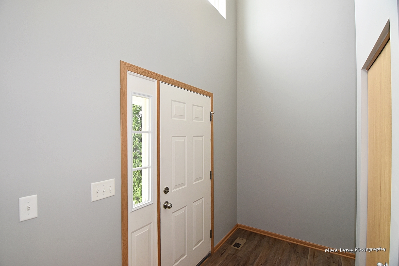 1125 Bailey Road Sycamore, IL 60178 - Photo 3 of 30 a view of bathroom with shower