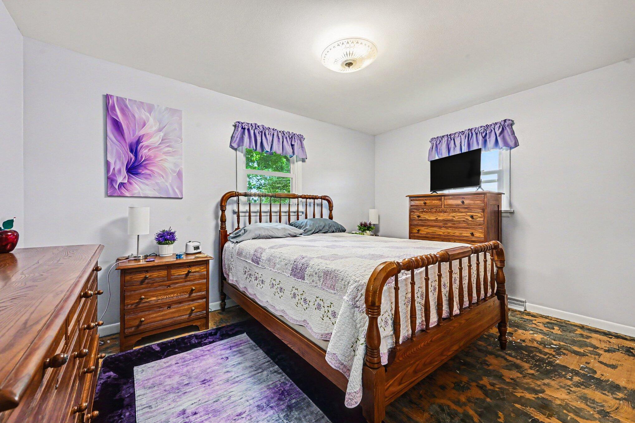 15290 South Enzian Road Plainwell, MI 49080 - Photo 9 of 16 009_file_5867
