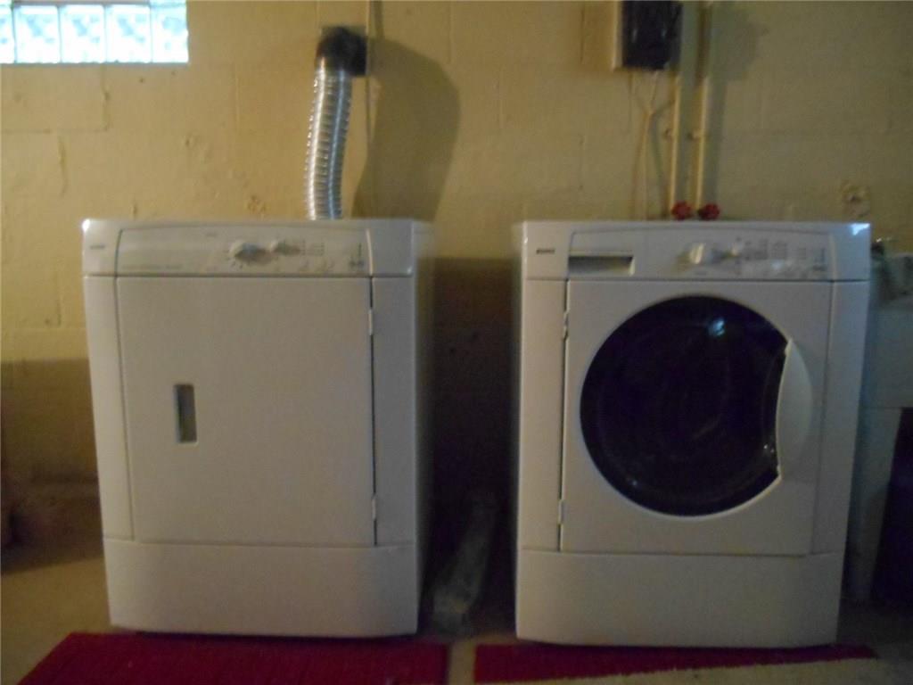1098 Mercer Road Beaver Falls, PA 15010 - Photo 17 of 18 Washer and dryer included.