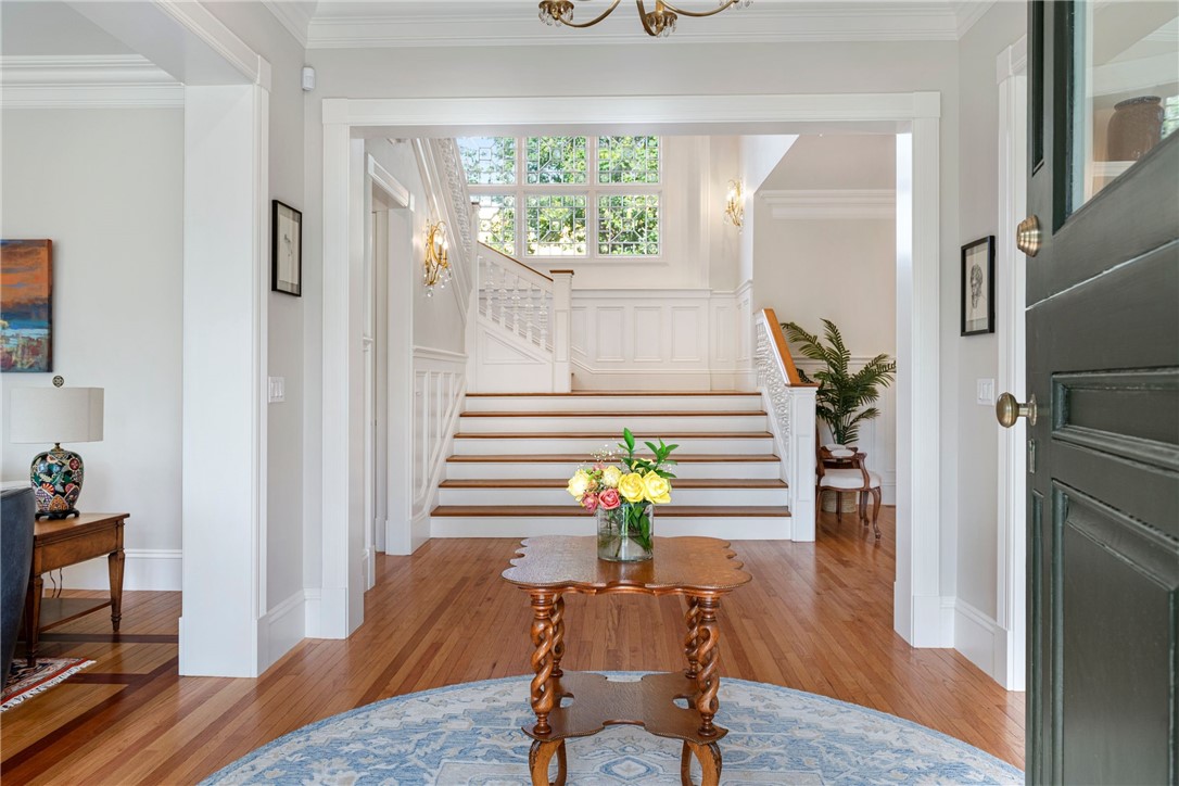 7 Red Cross Avenue Newport, RI 02840 - Photo 14 of 48