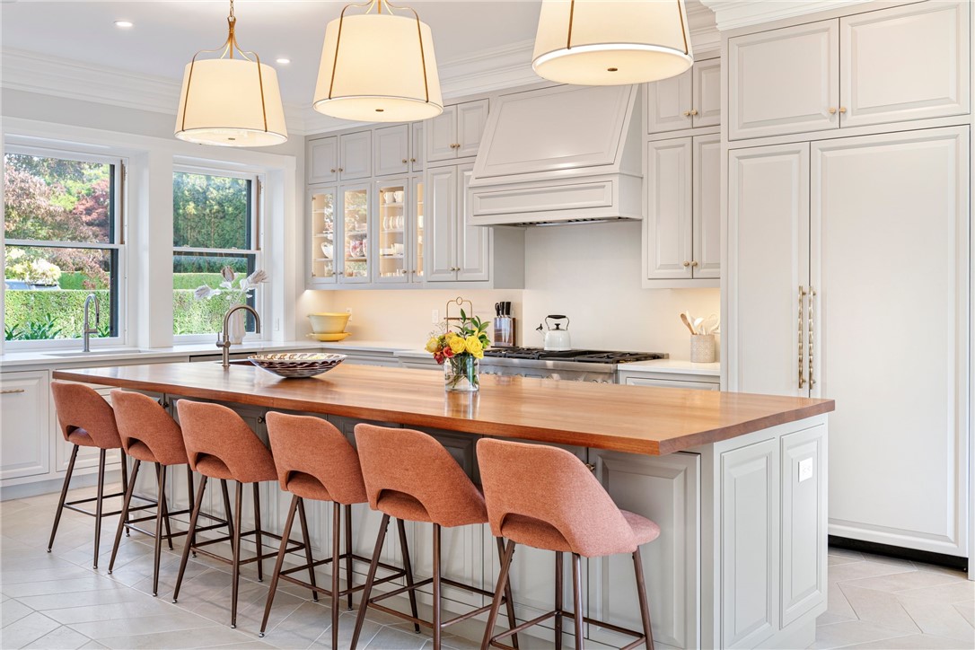 7 Red Cross Avenue Newport, RI 02840 - Photo 19 of 48