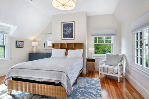 $8,250,000 | 7 Red Cross Avenue, Newport, RI 02840