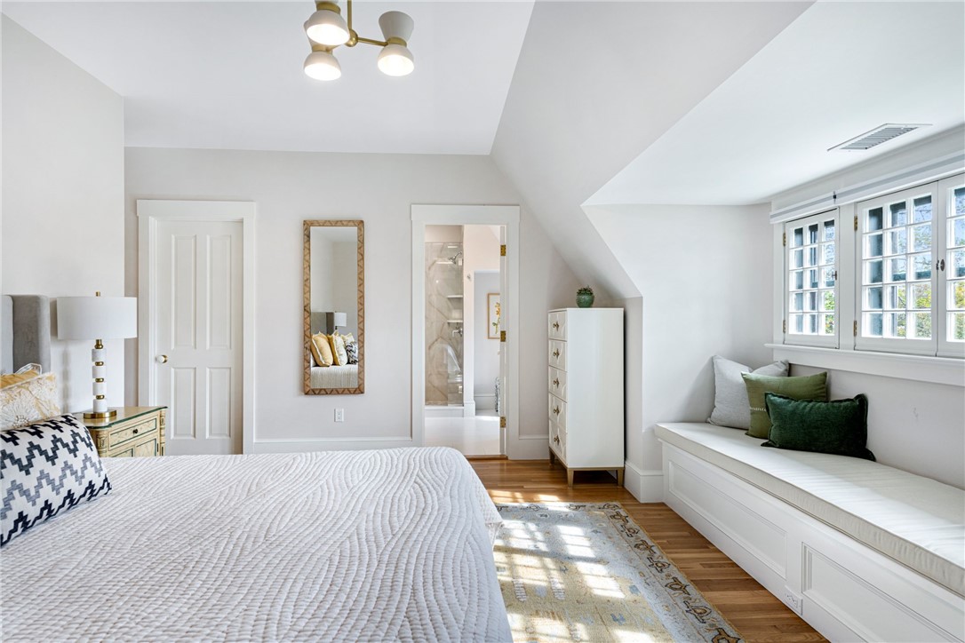 7 Red Cross Avenue Newport, RI 02840 - Photo 35 of 48