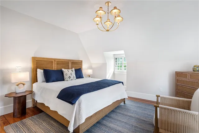 $8,250,000 | 7 Red Cross Avenue, Newport, RI 02840