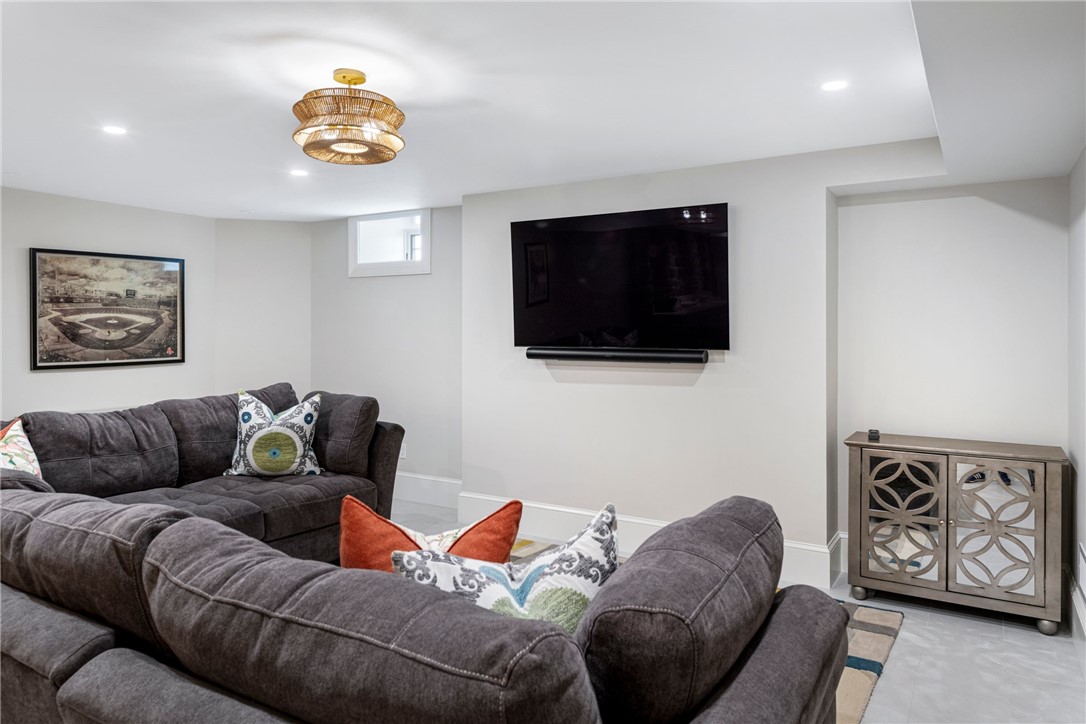 7 Red Cross Avenue Newport, RI 02840 - Photo 40 of 48