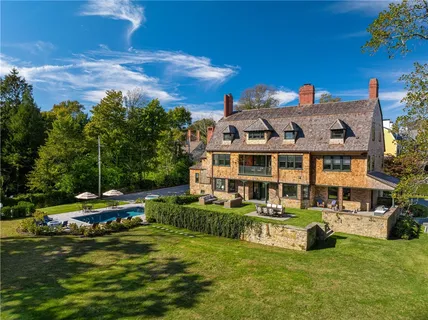 $8,250,000 | 7 Red Cross Avenue, Newport, RI 02840
