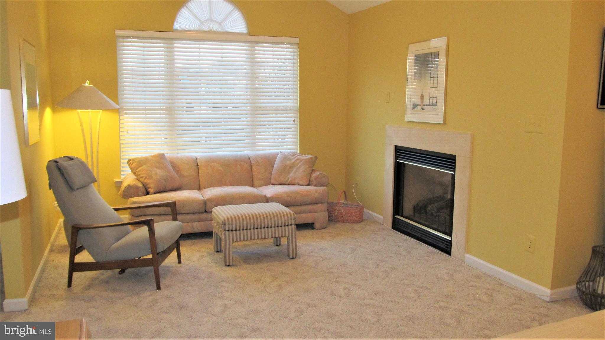 117 Kingbrook Road Linthicum, MD 21090 - Photo 13 of 33 Master BR sitting area