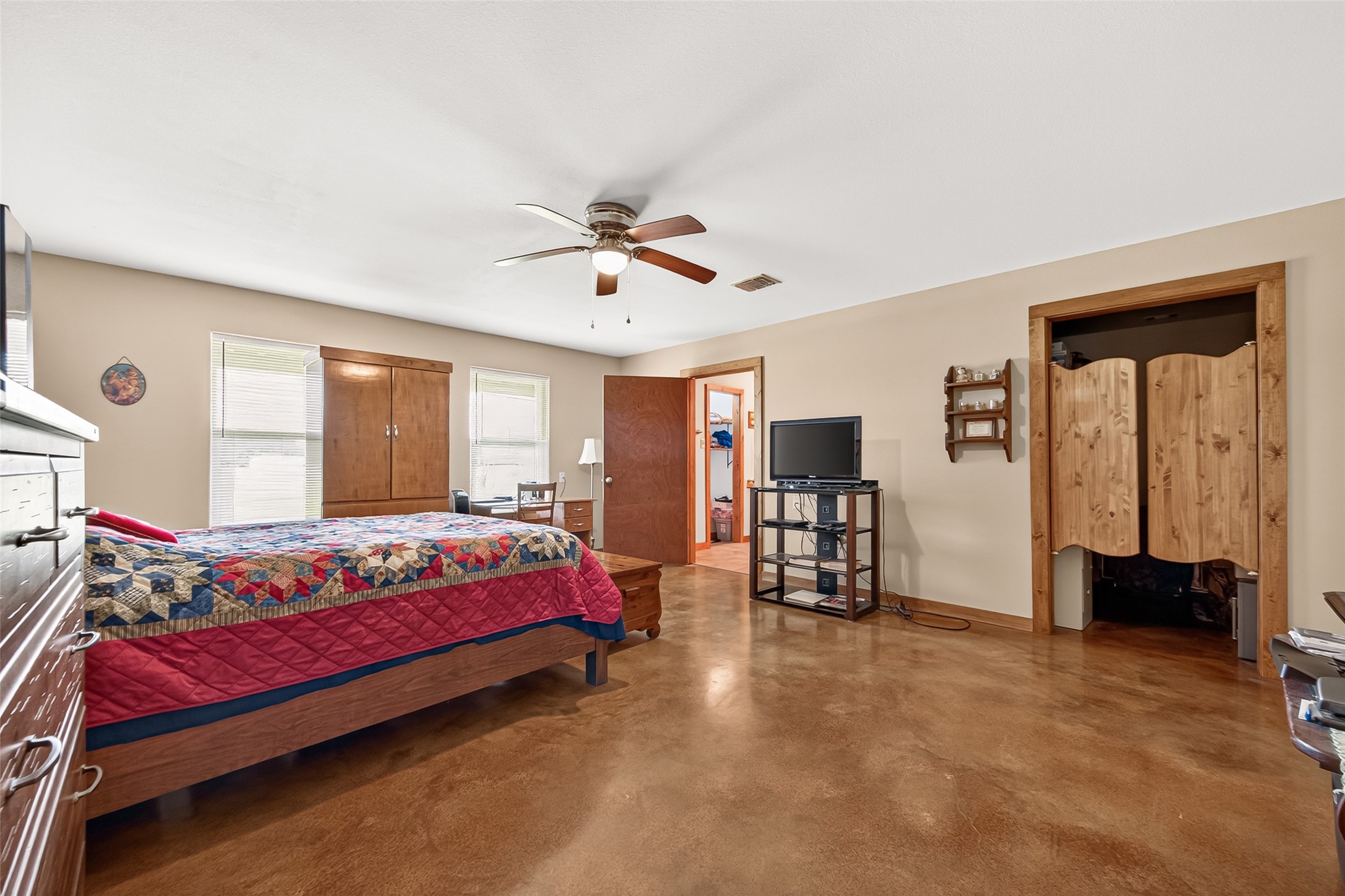 8430 Altimore Road Needville, TX 77461 - Photo 24 of 49 Primary Bedroom