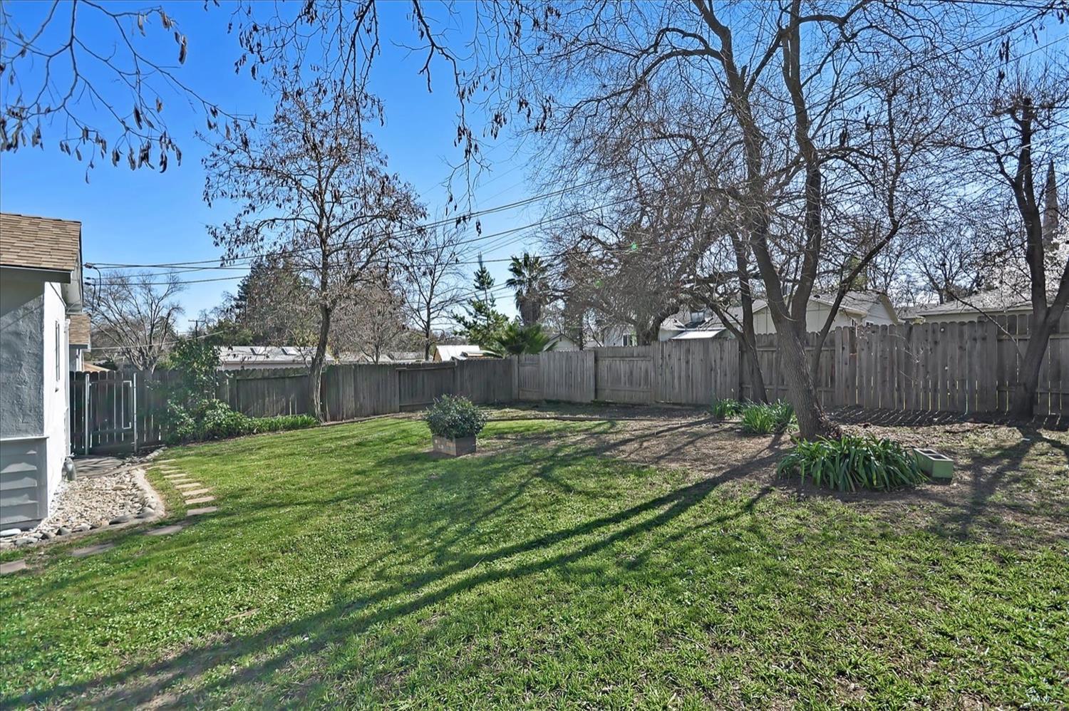 7244-7246 Robin Road Fair Oaks, CA 95628 - Photo 22 of 46 Gallery Image 22
