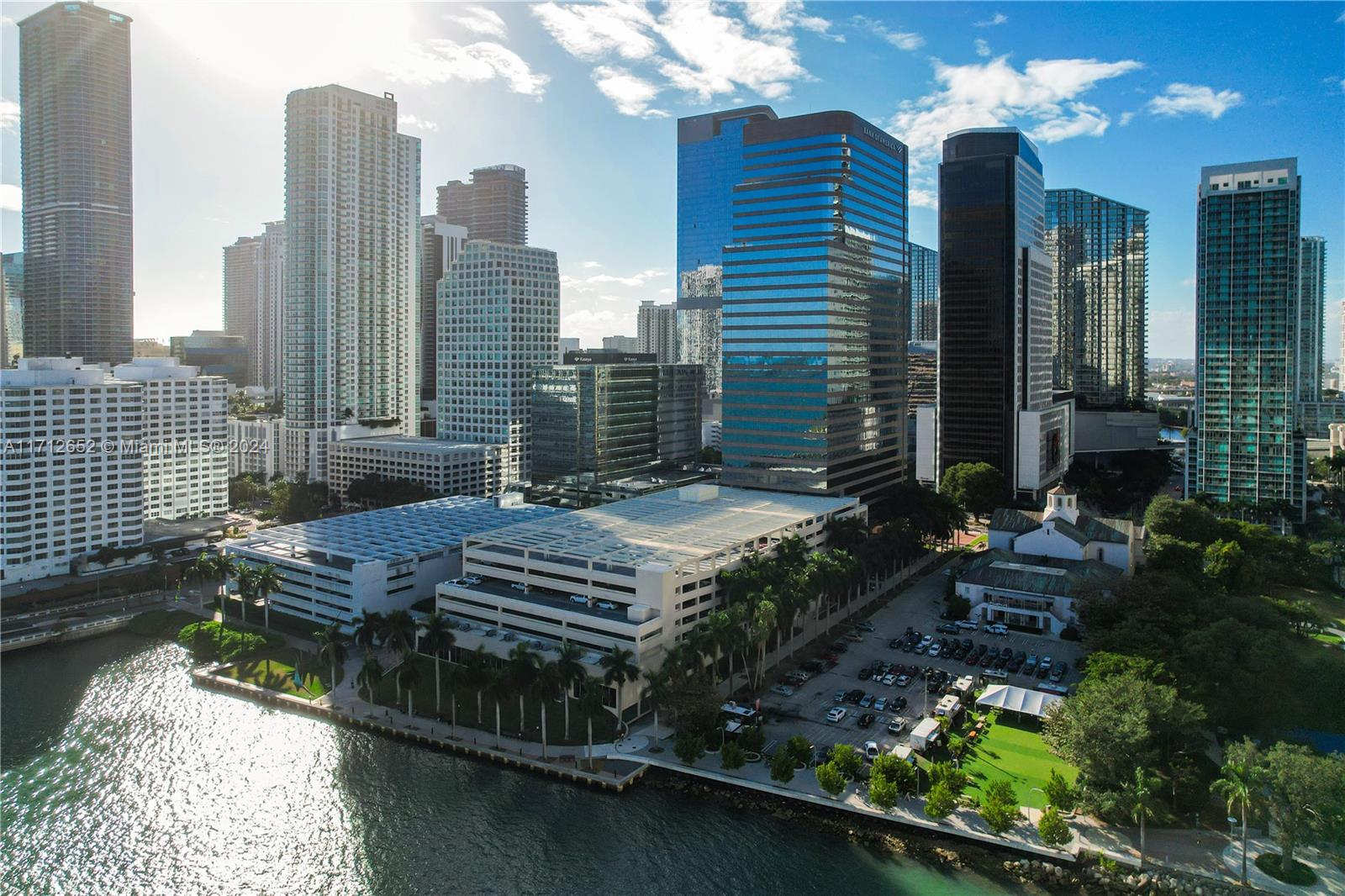55 Southeast 6th Street, Unit 3407 Miami, FL 33131 - Photo 33 of 33 a view of a balcony with two chairs