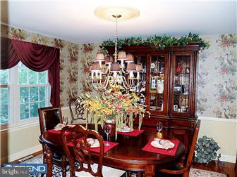 10 Fox Hollow Road Voorhees, NJ 08043 - Photo 2 of 12 Dining Room