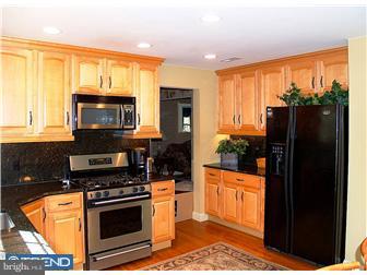 10 Fox Hollow Road Voorhees, NJ 08043 - Photo 6 of 12 Kitchen