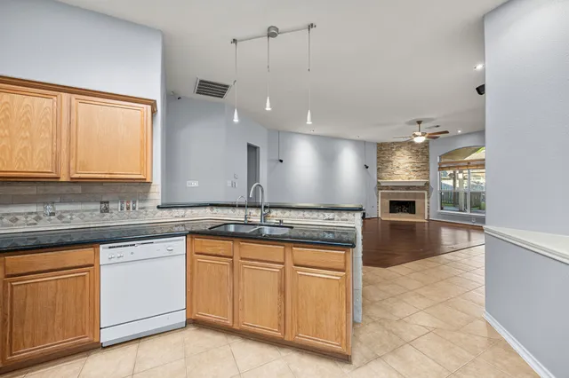 $279,000 | 19727 Village Ridge Drive, Tomball, TX 77375