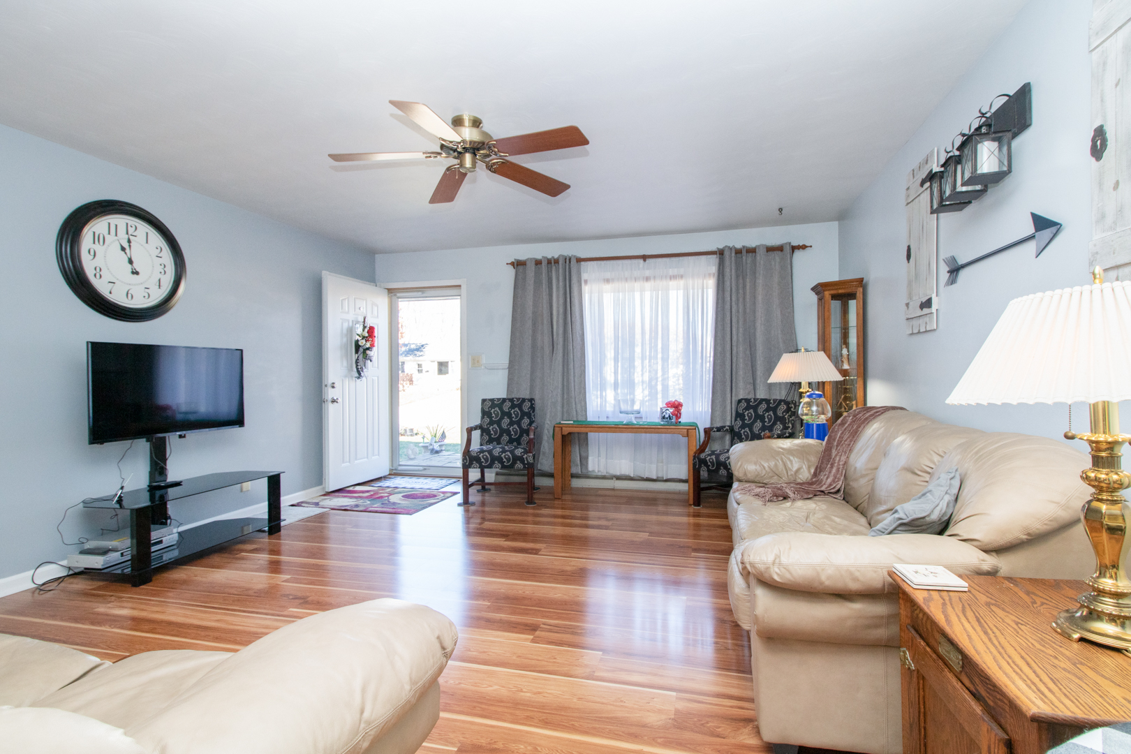 817 Sheridan Road Normal, IL 61761 - Photo 4 of 42 Gallery Image 4
