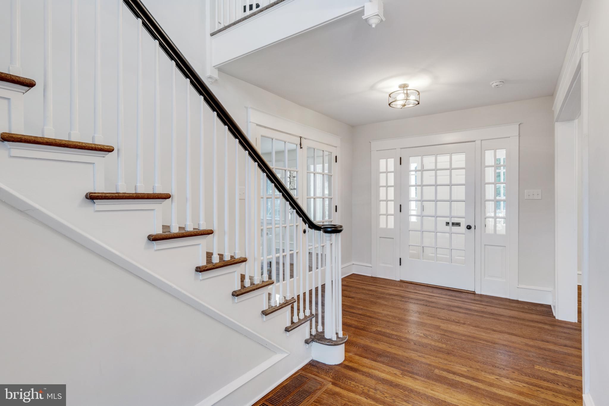 39 North Rolling Road Springfield, PA 19064 - Photo 44 of 119 Foyer