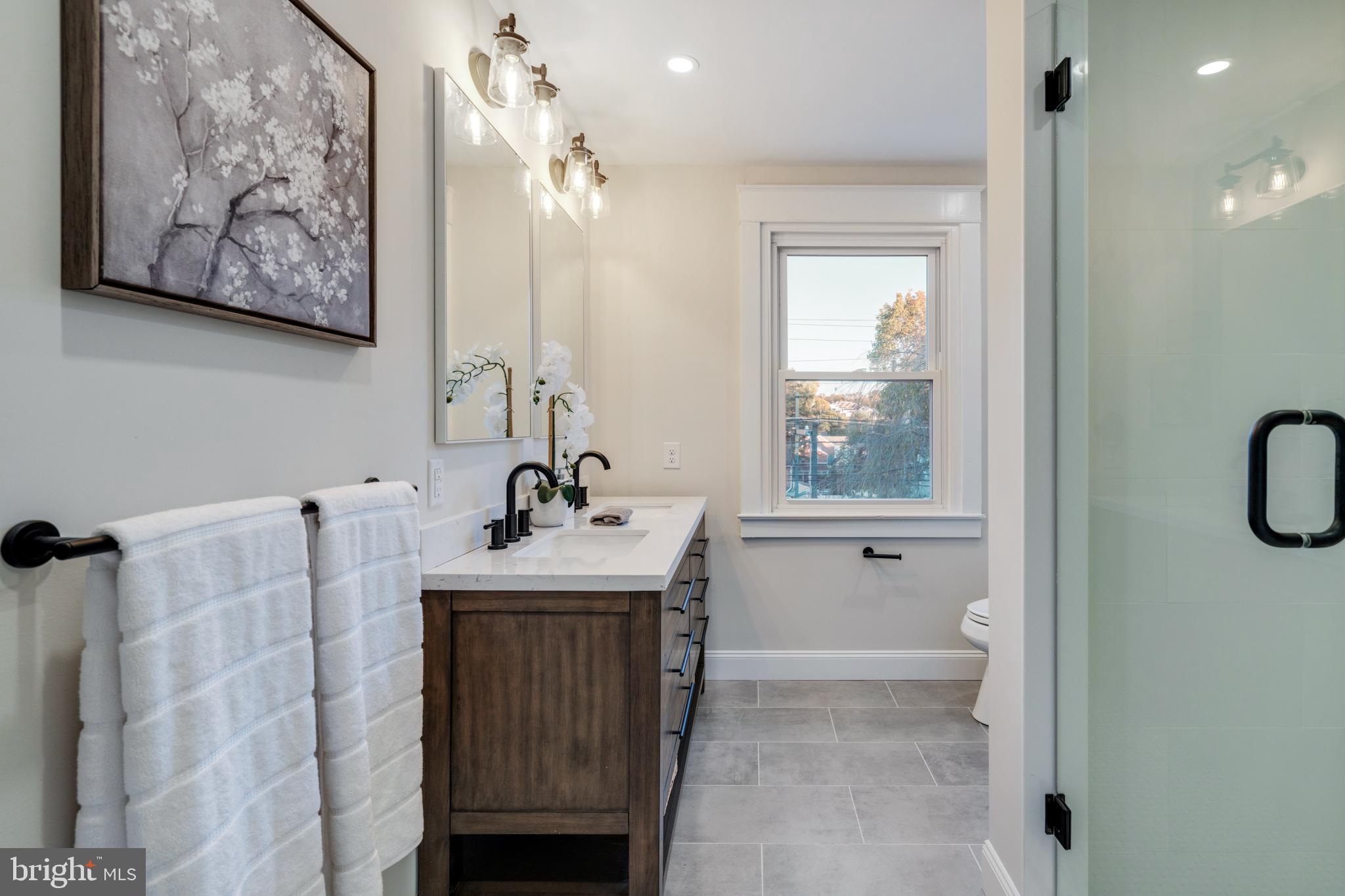 39 North Rolling Road Springfield, PA 19064 - Photo 61 of 119 Primary bathroom