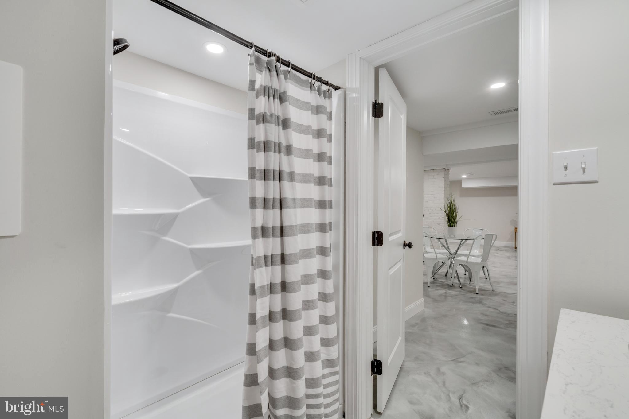 39 North Rolling Road Springfield, PA 19064 - Photo 90 of 119 Basement bathroom