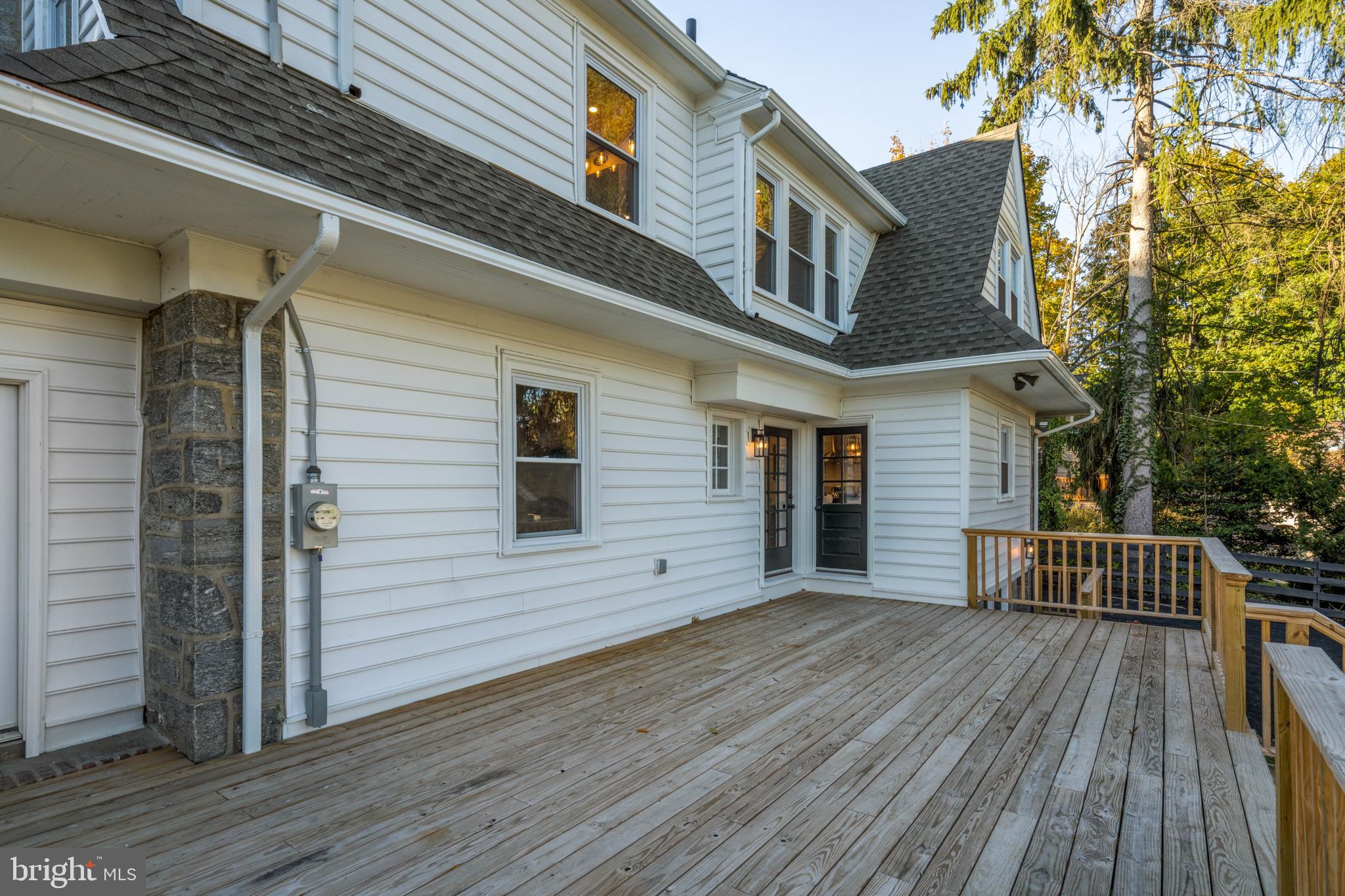 39 North Rolling Road Springfield, PA 19064 - Photo 97 of 119 Back deck