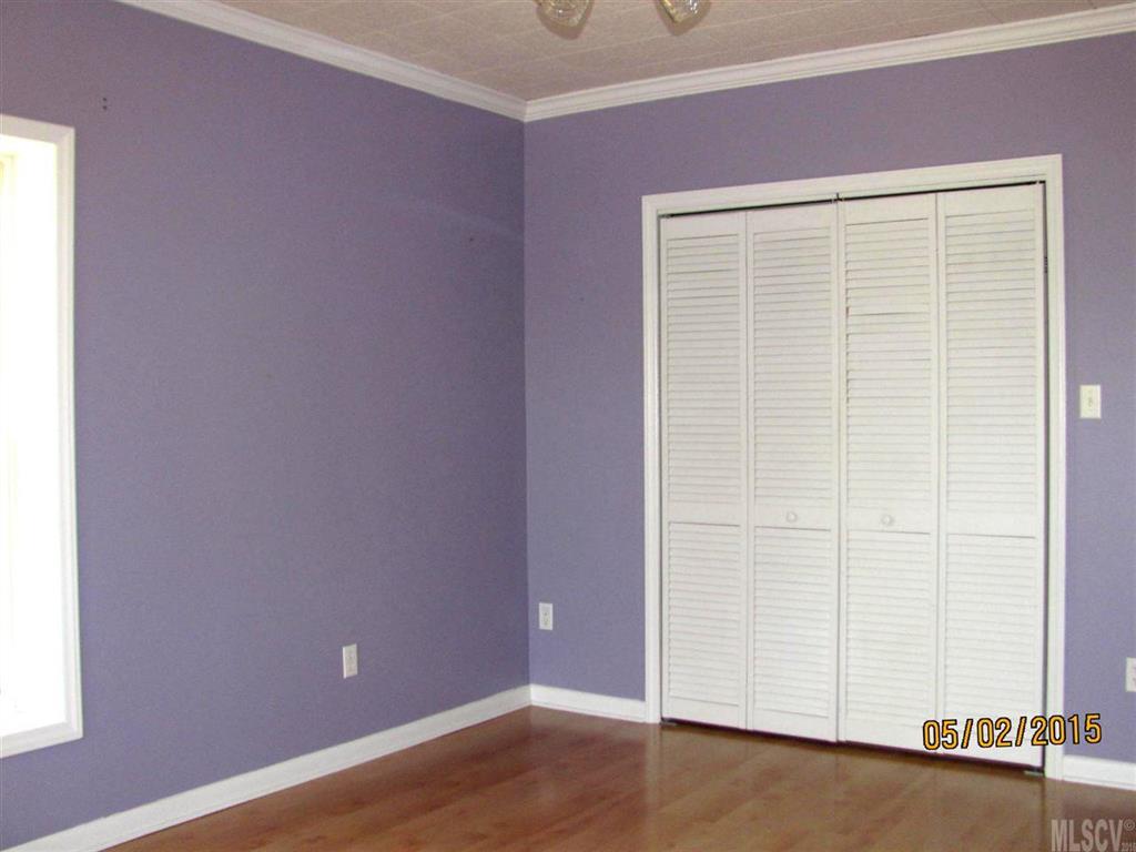 5225 Old Creek Road Morganton, NC 28655 - Photo 2 of 15 Gallery Image 2