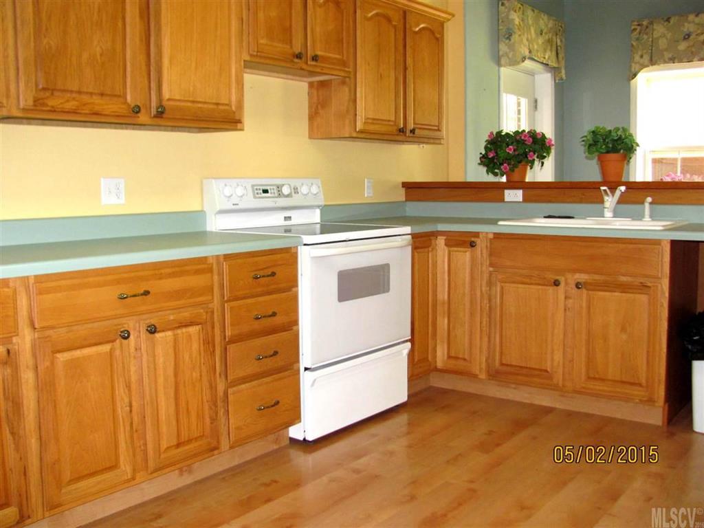 5225 Old Creek Road Morganton, NC 28655 - Photo 3 of 15 Gallery Image 3