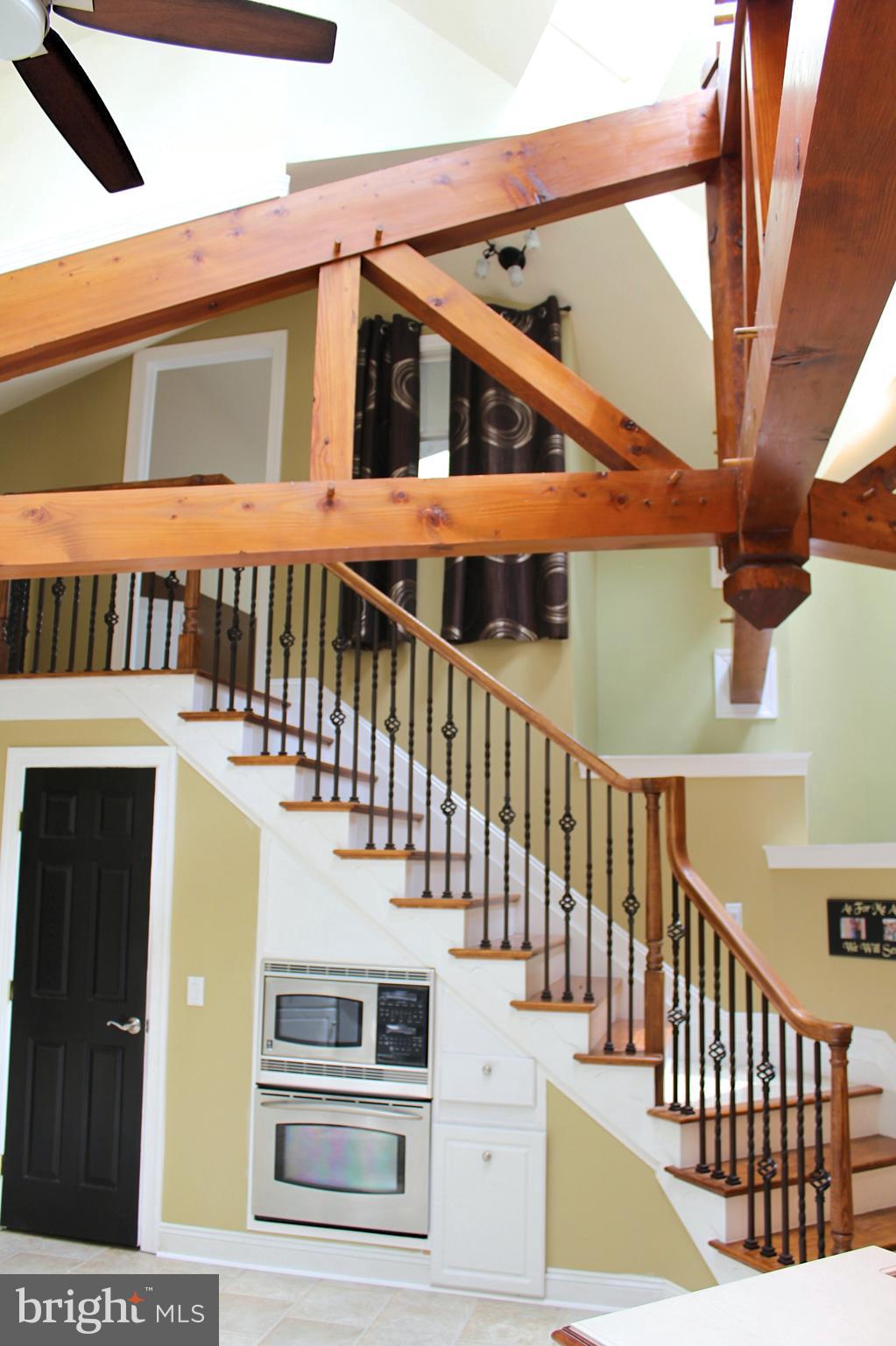 121 Distillery Road Newmanstown, PA 17073 - Photo 12 of 49 Steps to the Loft
