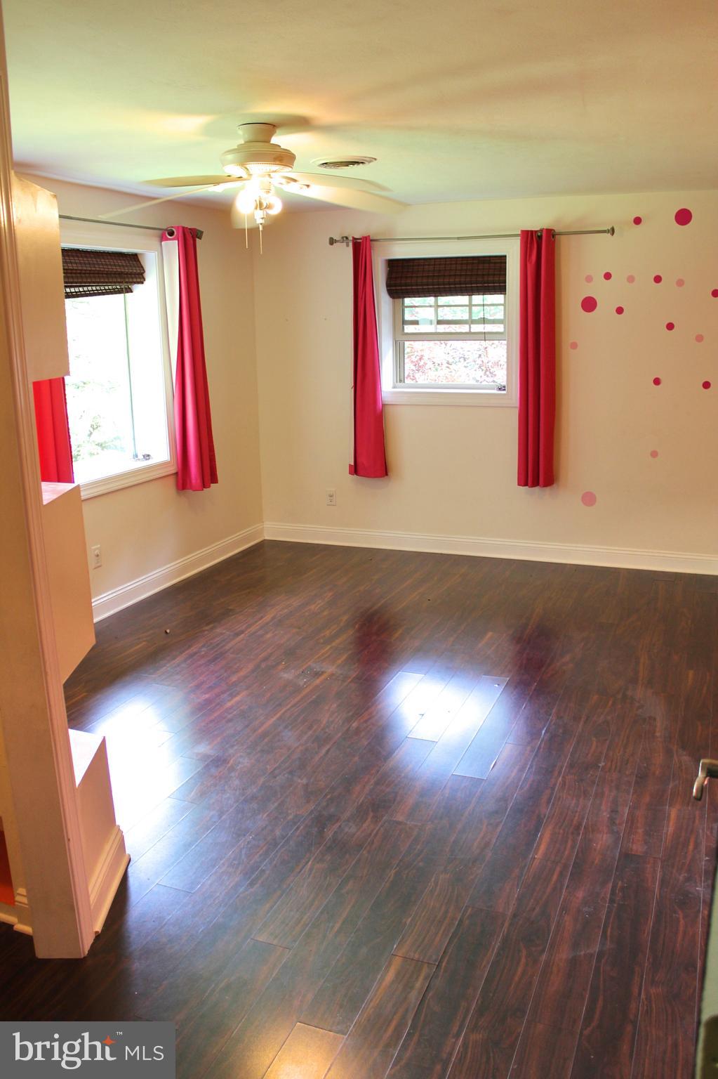 121 Distillery Road Newmanstown, PA 17073 - Photo 20 of 49 Bedroom 2