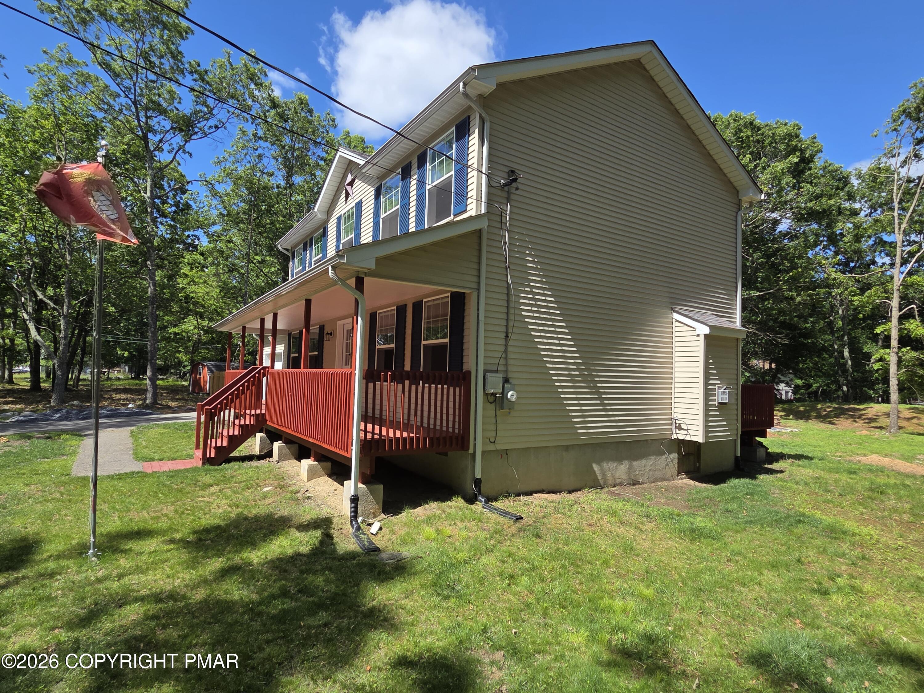 2149 Valleyview Drive Bushkill, PA 18324 - Photo 15 of 17 Side front