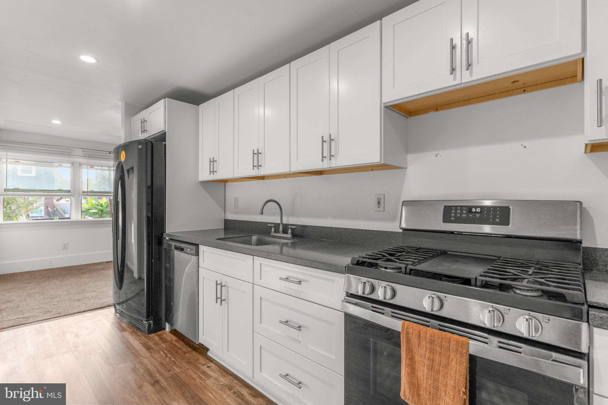 633 Point Street Bristol, PA 19007 - Photo 11 of 38 Gallery Image 11