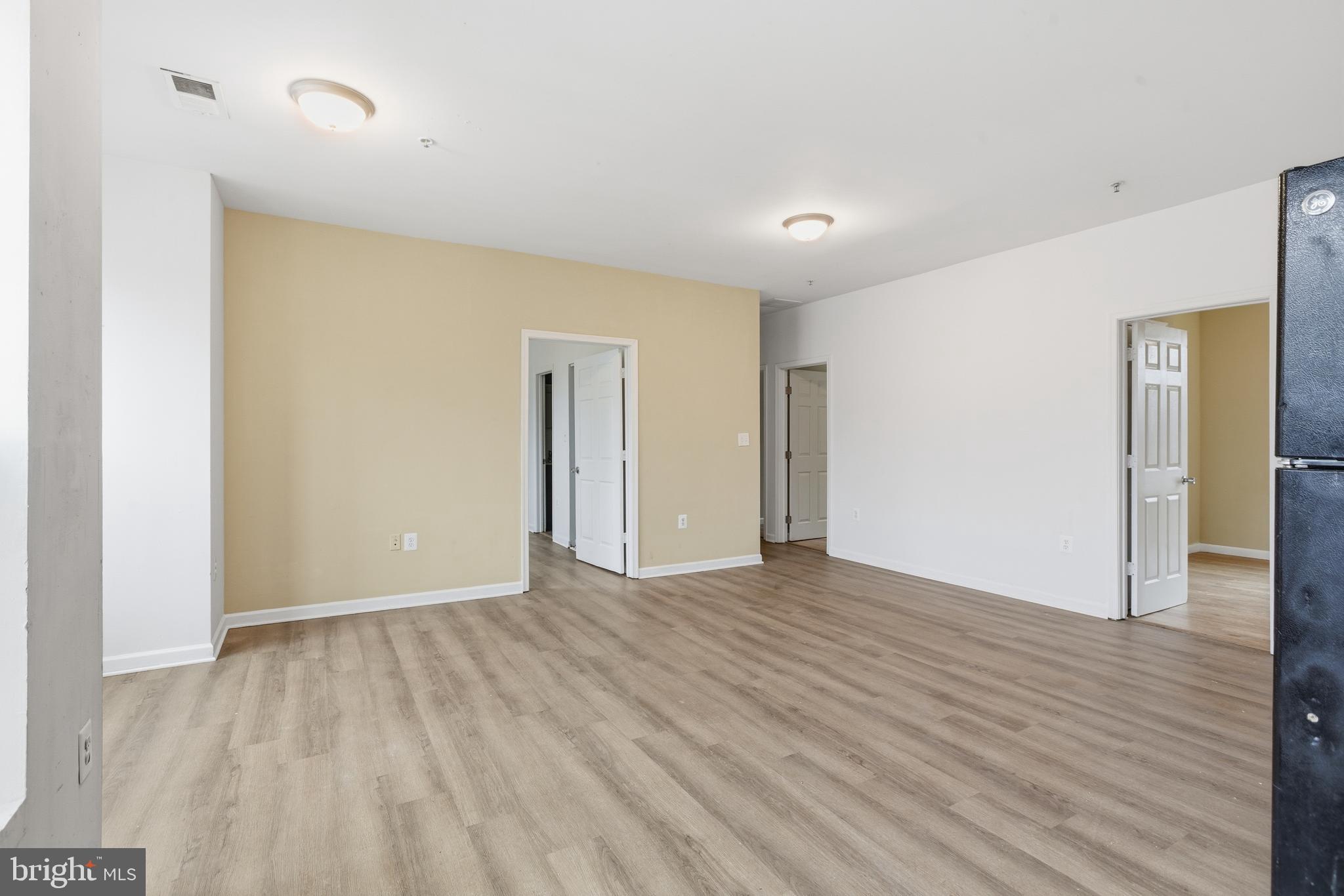 2205 16th Street Southeast Washington, DC 20020 - Photo 6 of 22 Living Room