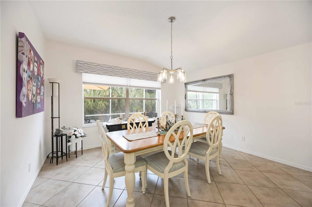 271 Fareham Drive Venice, FL 34293 - Photo 23 of 53