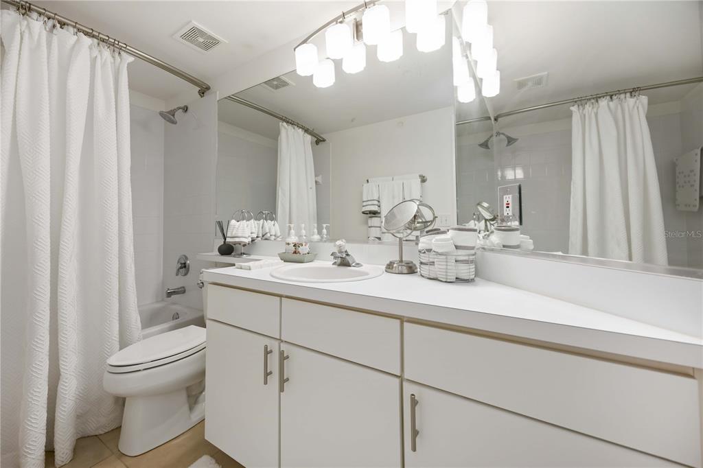 271 Fareham Drive Venice, FL 34293 - Photo 35 of 53