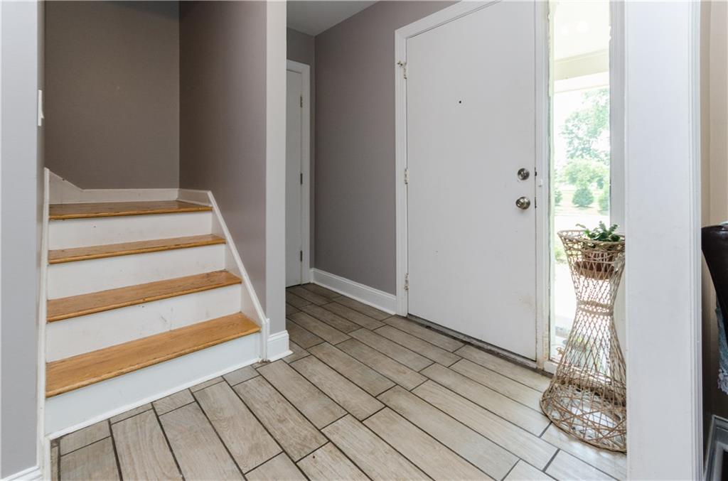 8619 Lancaster Road Indianapolis, IN 46260 - Photo 3 of 25 Gallery Image 3